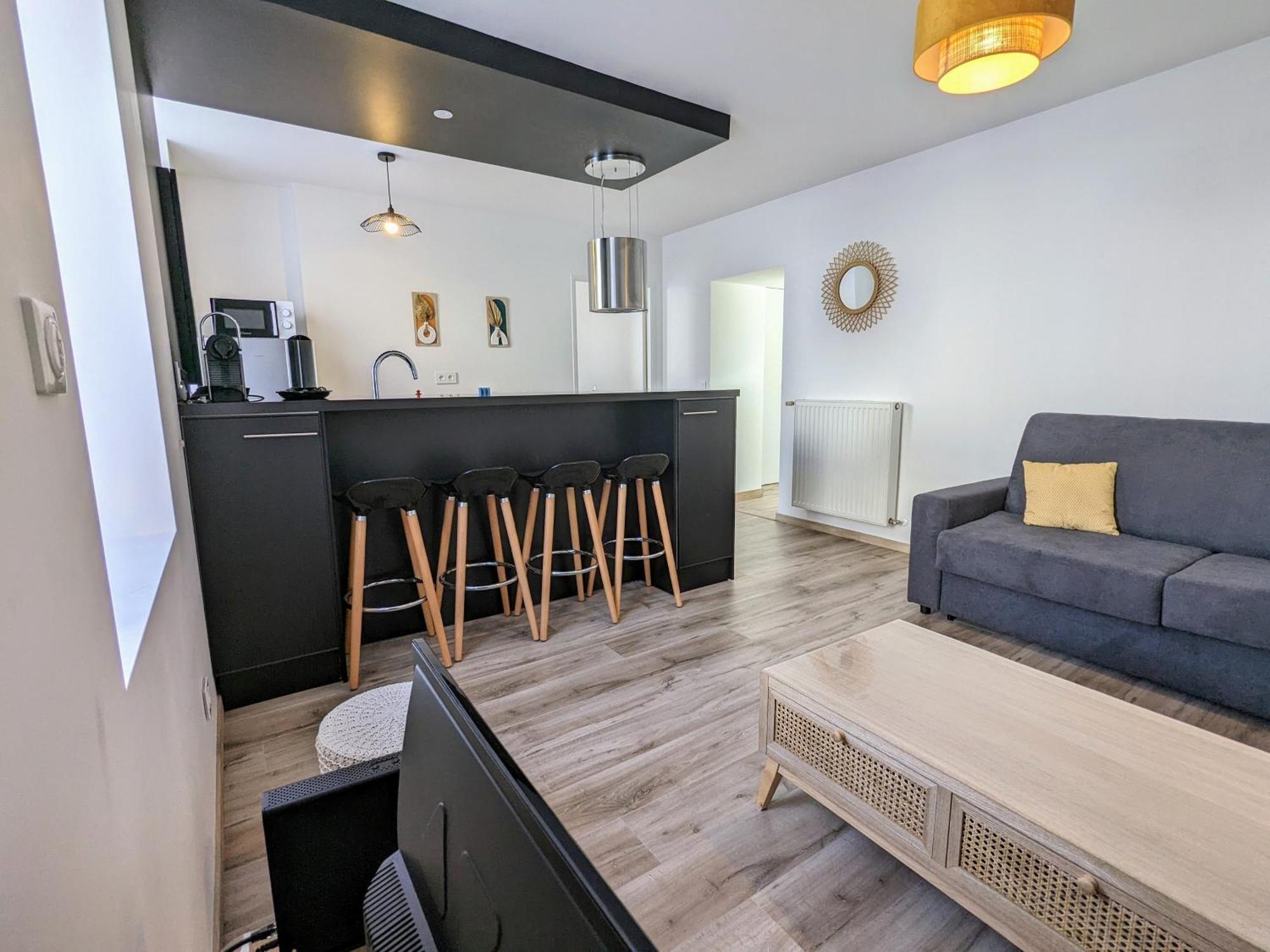 Douceur Roannaise Apartment Roanne Bagian luar foto